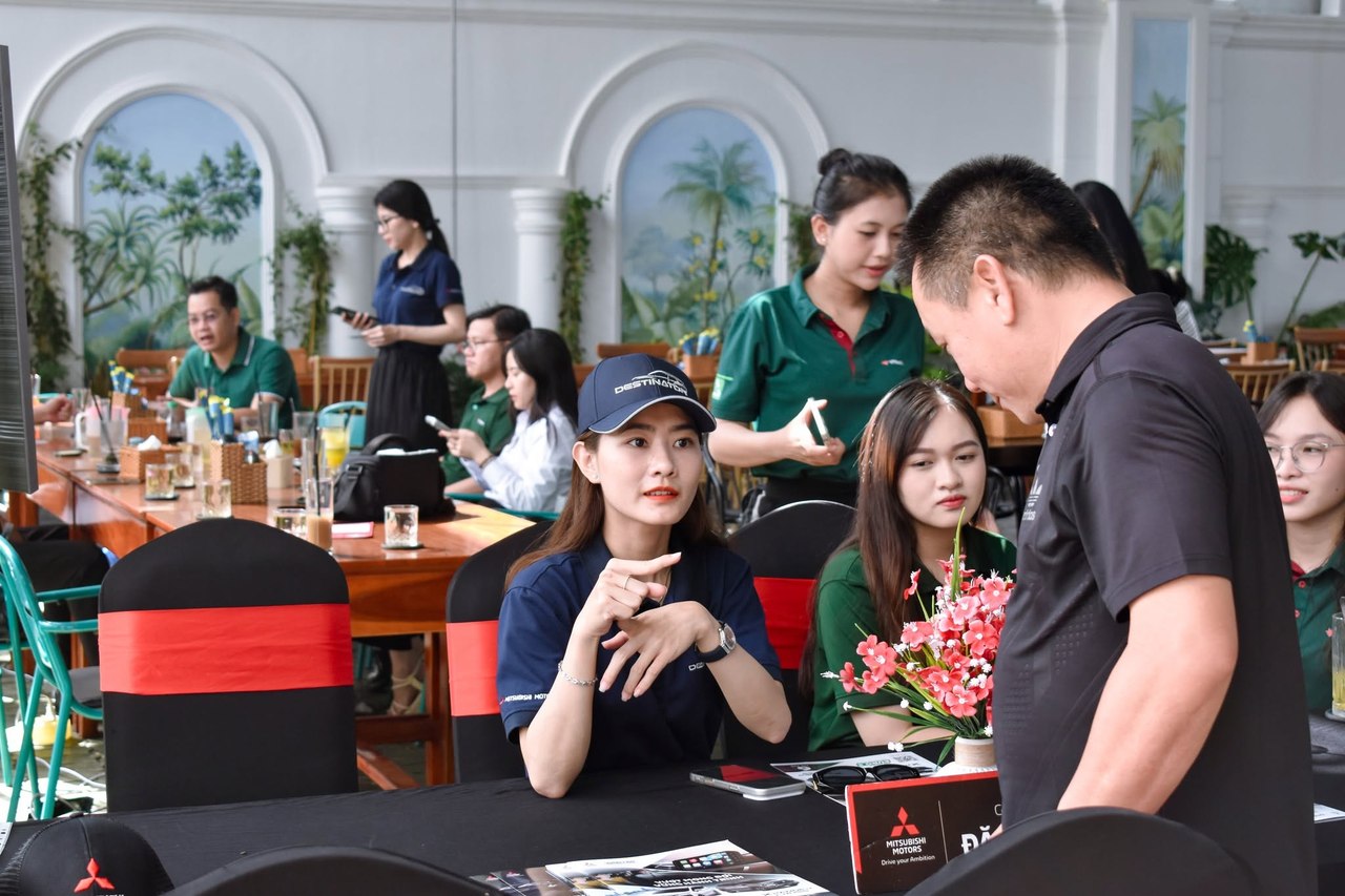 Không gian Cafe Thuận Phát nơi diễn ra sự kiện lái thử xe Mitsubishi